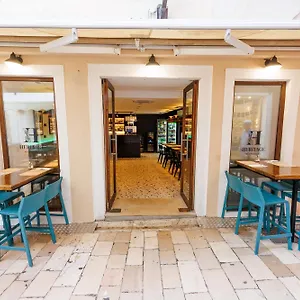 Mido Bed & Breakfast