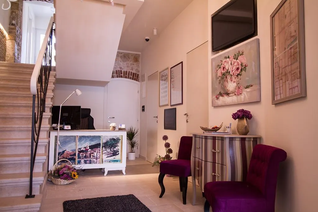 באסקה Hotel Heritage Forza